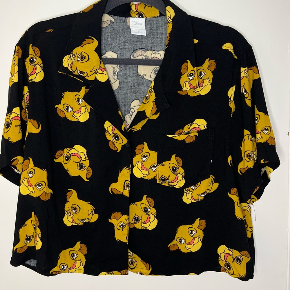 Disney simba button up.